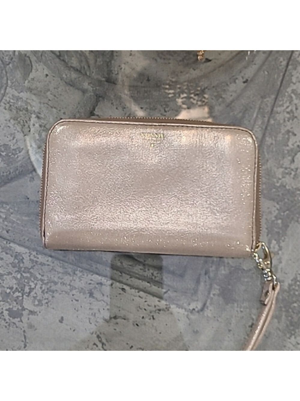 Fossil cow hide leather golden wristlet wallet